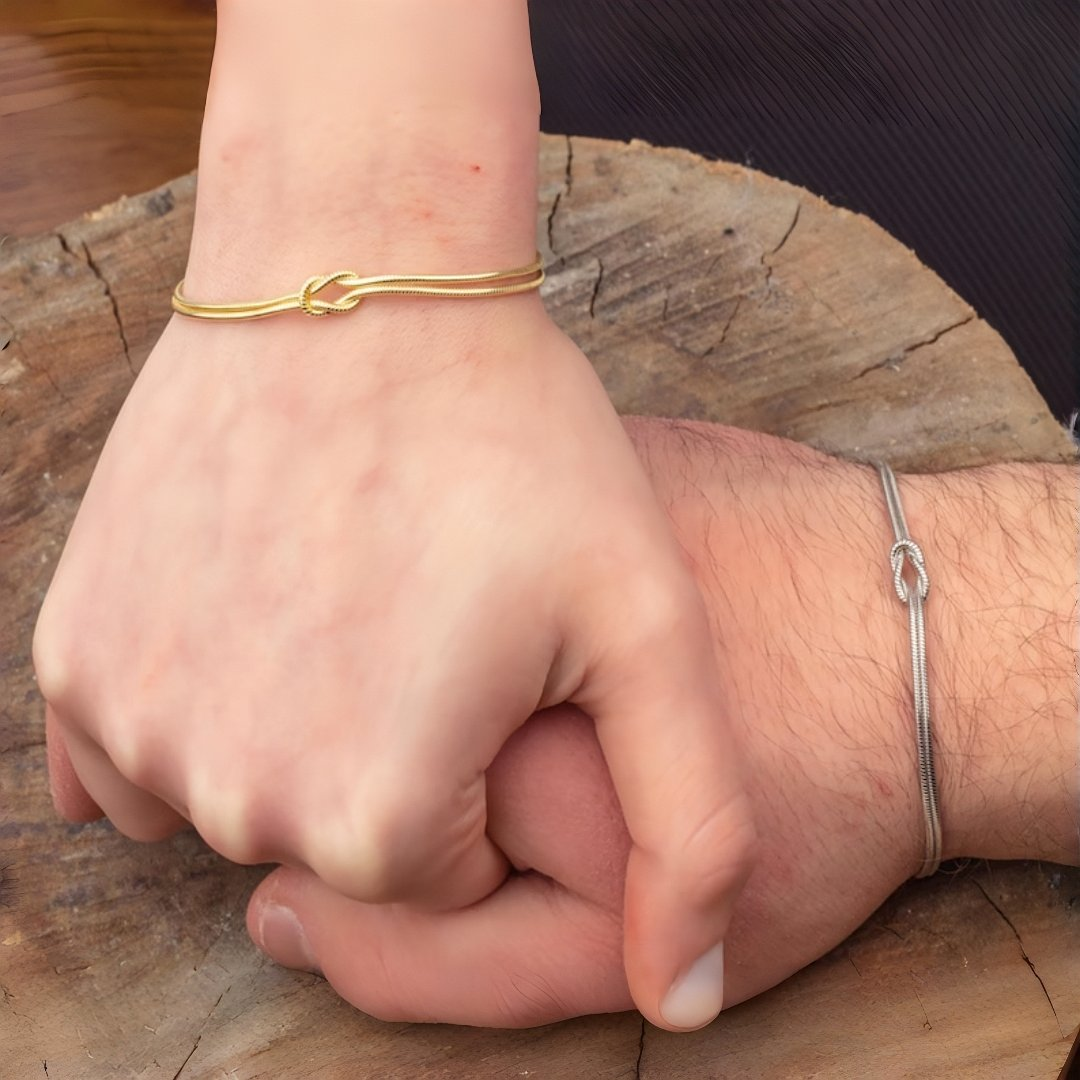 Pulsera Nudo Eterno — “Tú y Yo.”