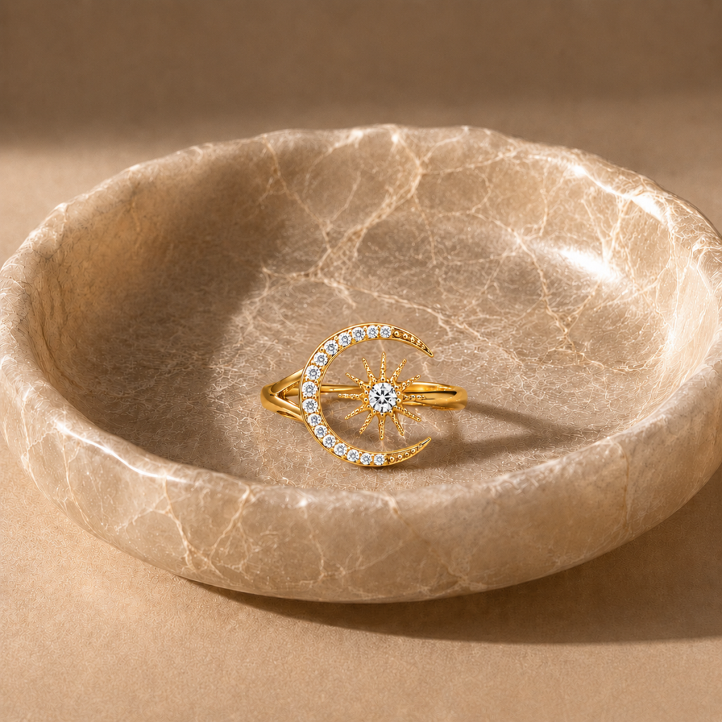 Anillo Luna Creciente — Renacer en Luz