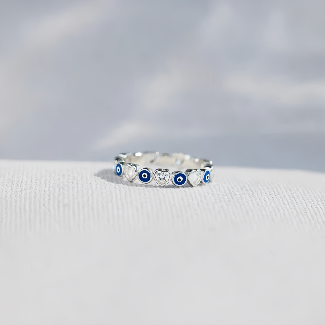 Anillo Protector de Corazón y Ojo Turco