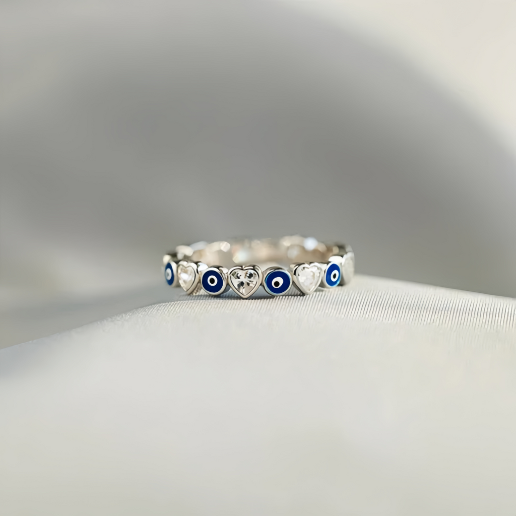 Anillo Protector de Corazón y Ojo Turco