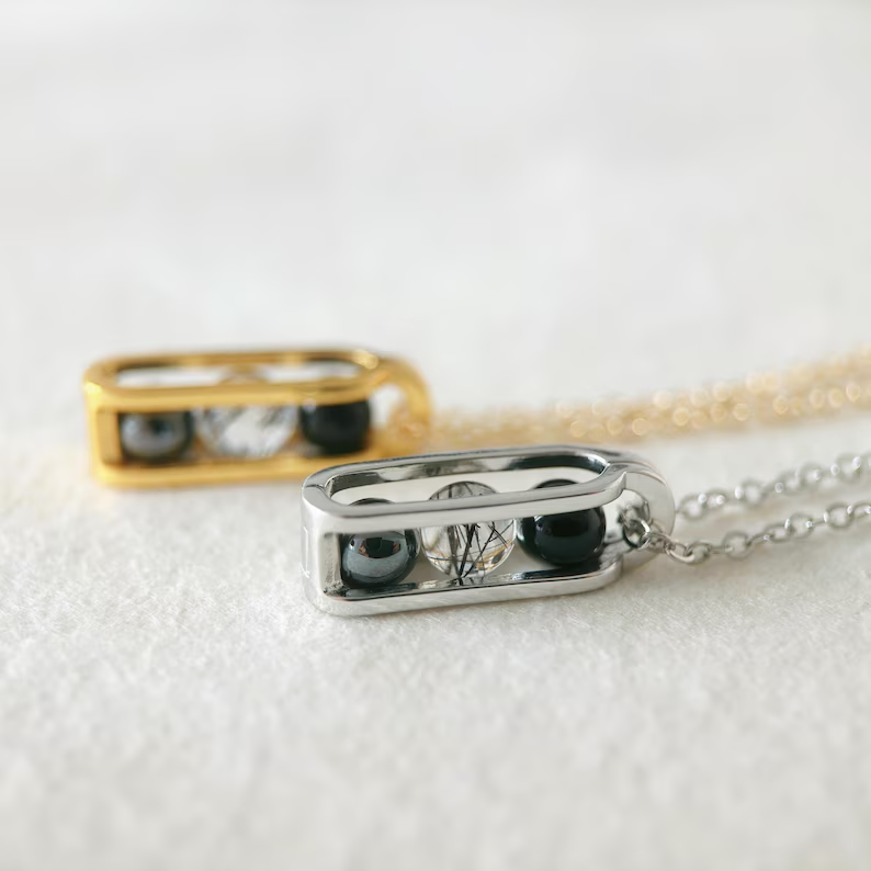 Collar Triple Protección – Fuerza, Equilibrio y Defensa